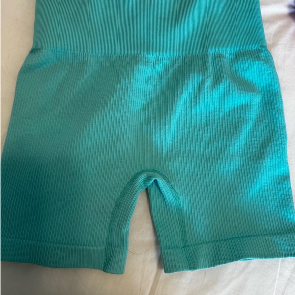 Teal Ribbed Workout Set - Picture 3 of 6